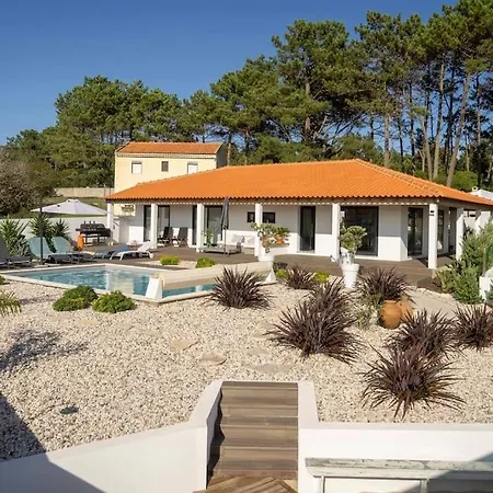 Casa Pura Vida